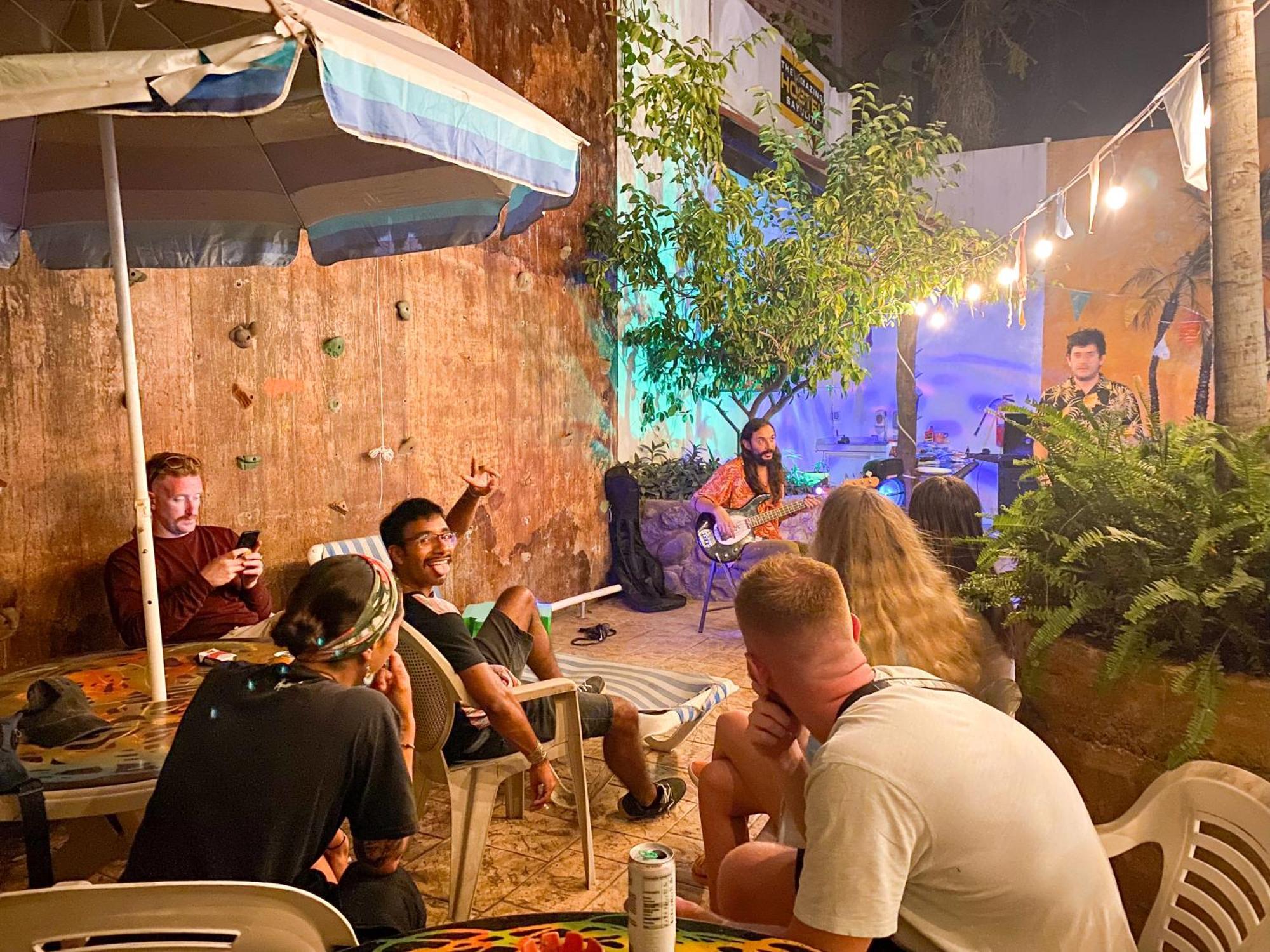 Ith Sayulita Amazing Surf Hostel Exterior photo